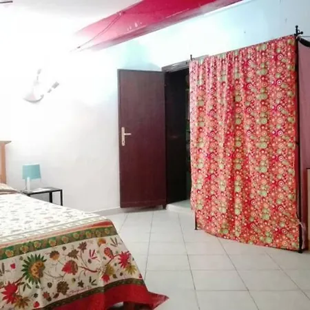 아파트 Mansarda Pieno Centro 리보르노